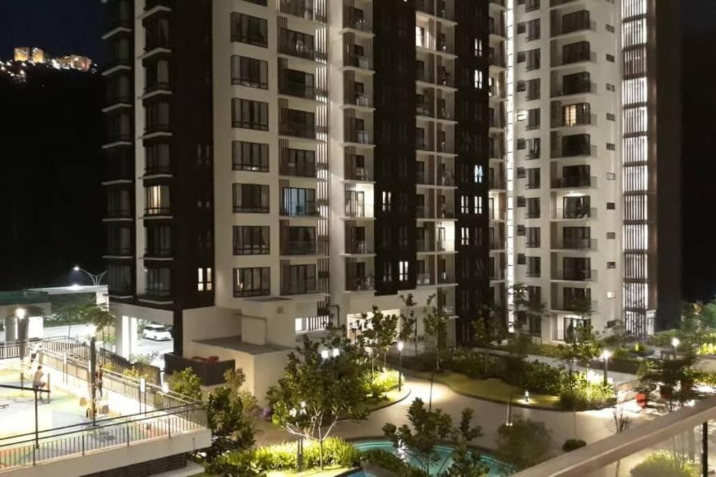 Premier Suite Cozy Home Midhills Genting 6-10 Pax Free Wifi Genting Highlands Exteriér fotografie