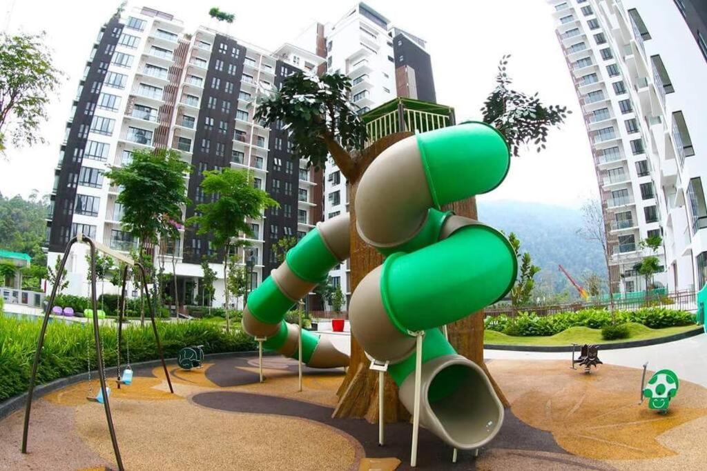 Premier Suite Cozy Home Midhills Genting 6-10 Pax Free Wifi Genting Highlands Exteriér fotografie